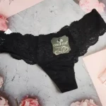 Кружевные трусики дополнят ваш образ тигрицы этой ночью